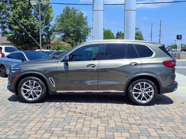 Used 2020 BMW X5 xDrive40i w/ Convenience Package AWD/4WD image 2