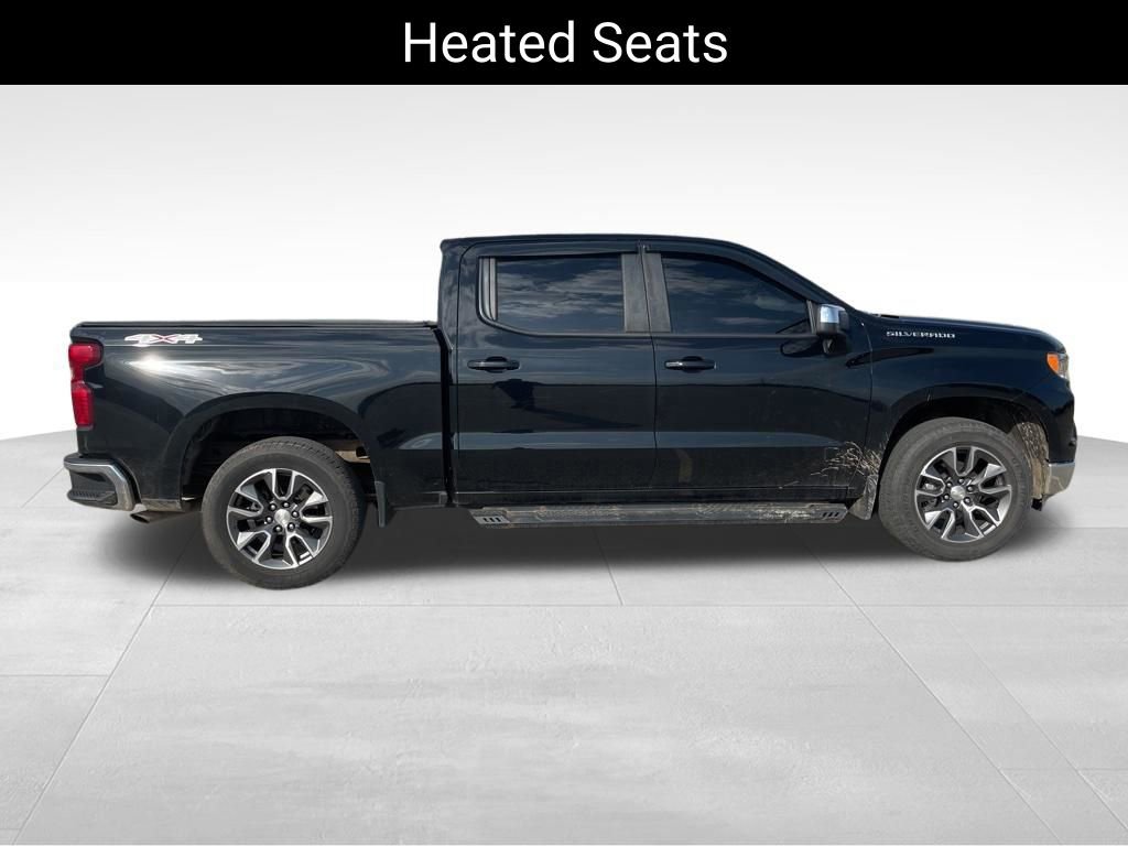 Used 2022 Chevrolet Silverado 1500 LT AWD/4WD image 7