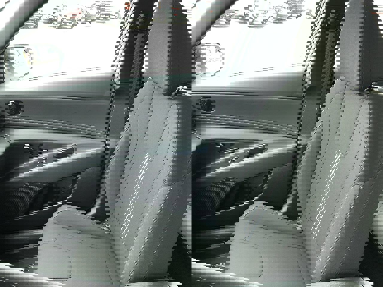 Used 2025 Hyundai Elantra Sport image 22