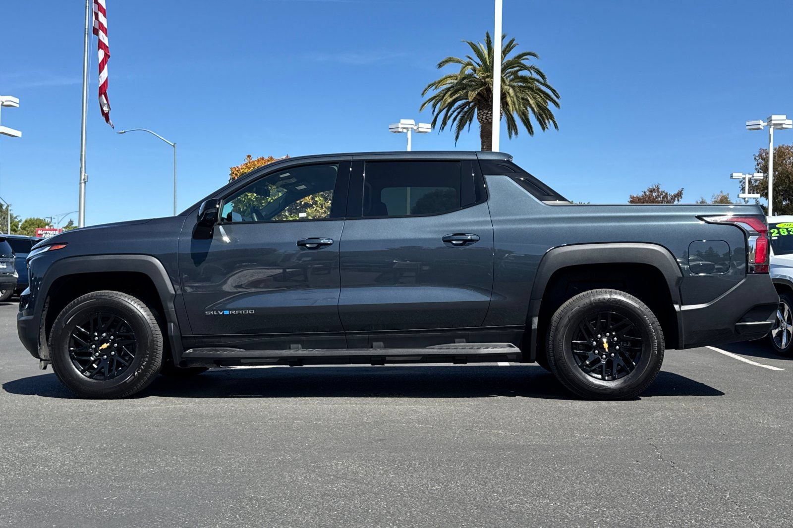 Used 2026 Chevrolet Silverado EV LT w/ Plus Package AWD/4WD image 8