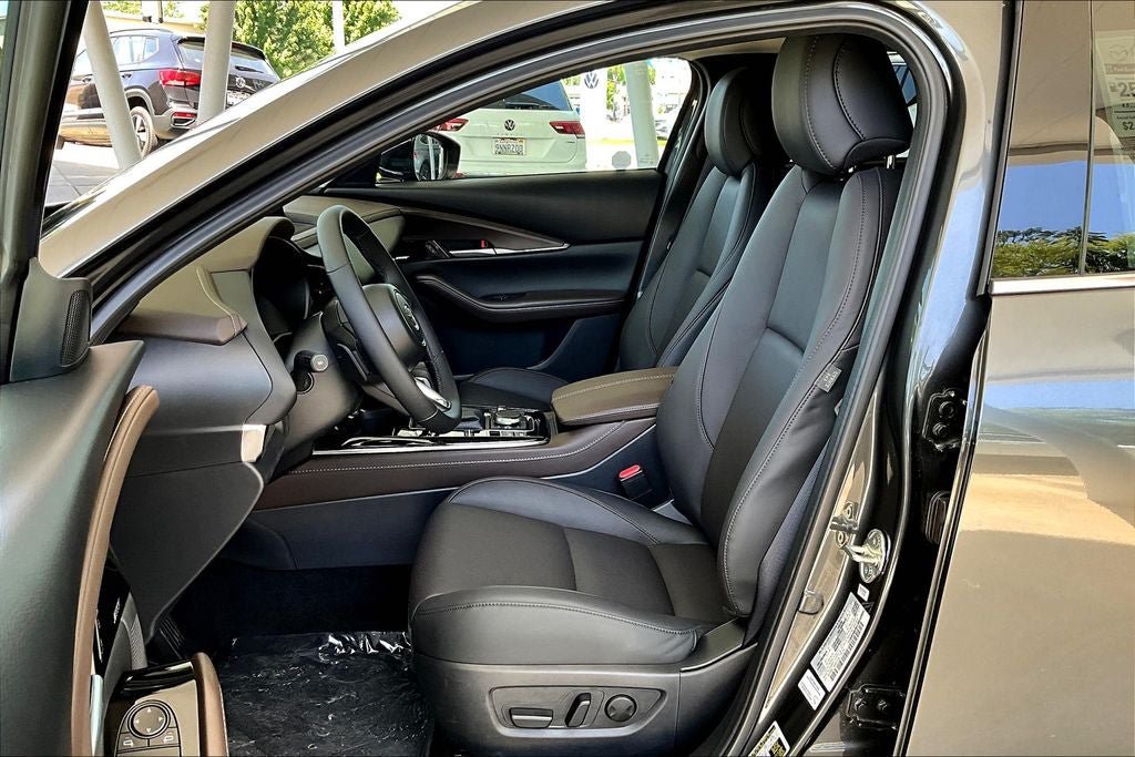 New 2025 MAZDA CX-30 2.5 Turbo w/ Premium Package AWD/4WD image 18