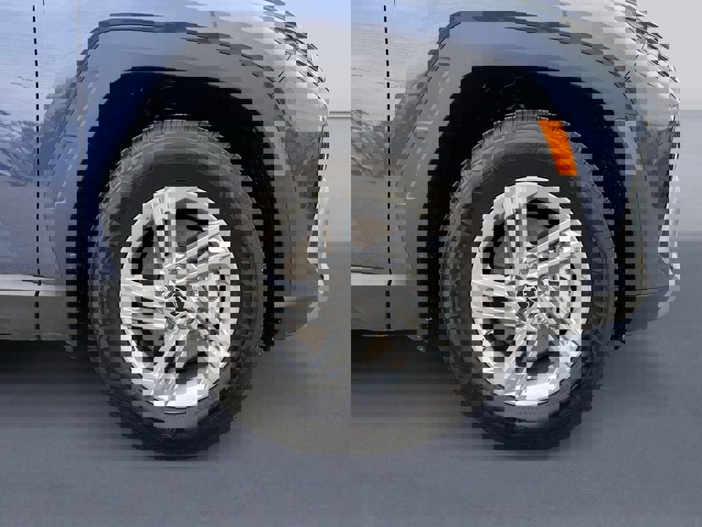 Used 2025 Hyundai Tucson SE image 9