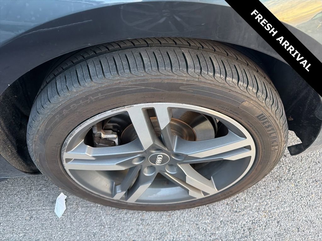 Used 2017 Audi A4 2.0T Premium Plus w/ Premium Plus Package image 5