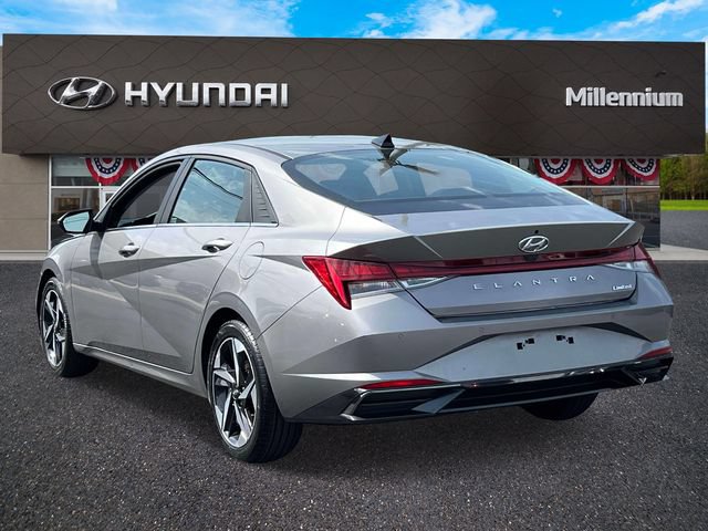Certified 2023 Hyundai Elantra Limited FWD image 5