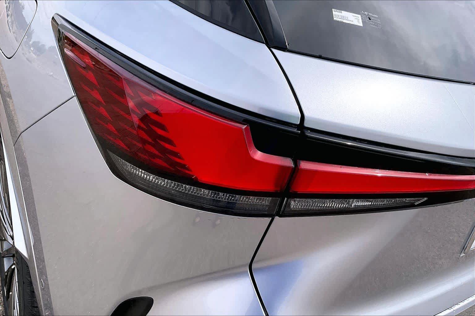 New 2026 Lexus RX 450h Luxury image 14