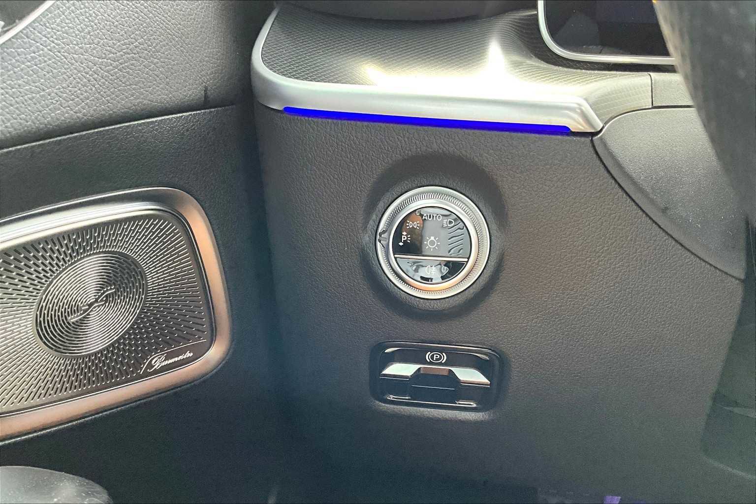 New 2025 Mercedes-Benz C 300 C 300 image 13