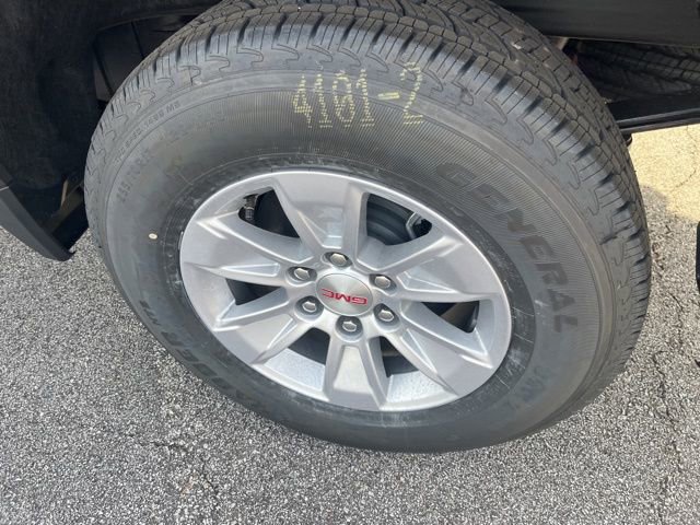 New 2026 GMC Sierra 1500 SLE w/ Preferred Package image 10
