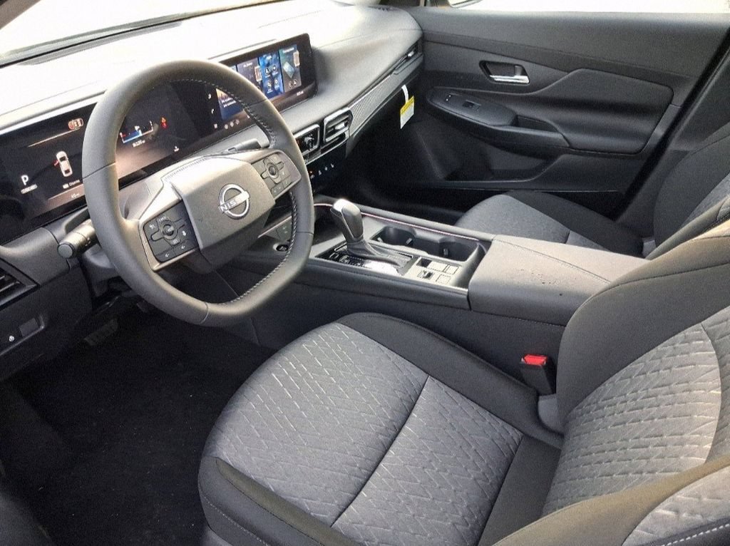 New 2026 Nissan Sentra SV w/ SV Convenience Package FWD image 7