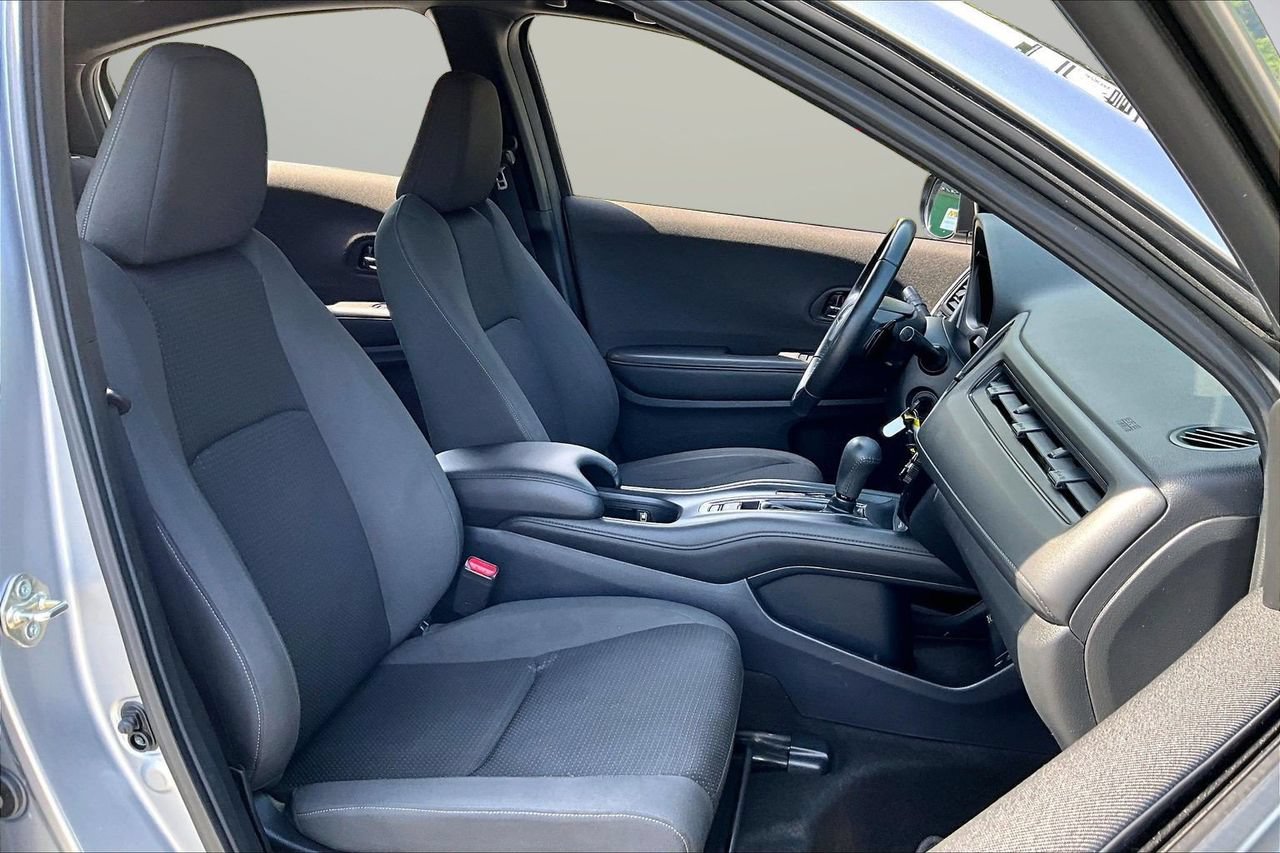 Used 2019 Honda HR-V Sport image 22