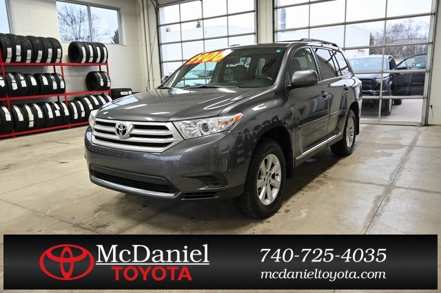 Used 2011 Toyota Highlander 2WD w/ Cold Weather Pkg