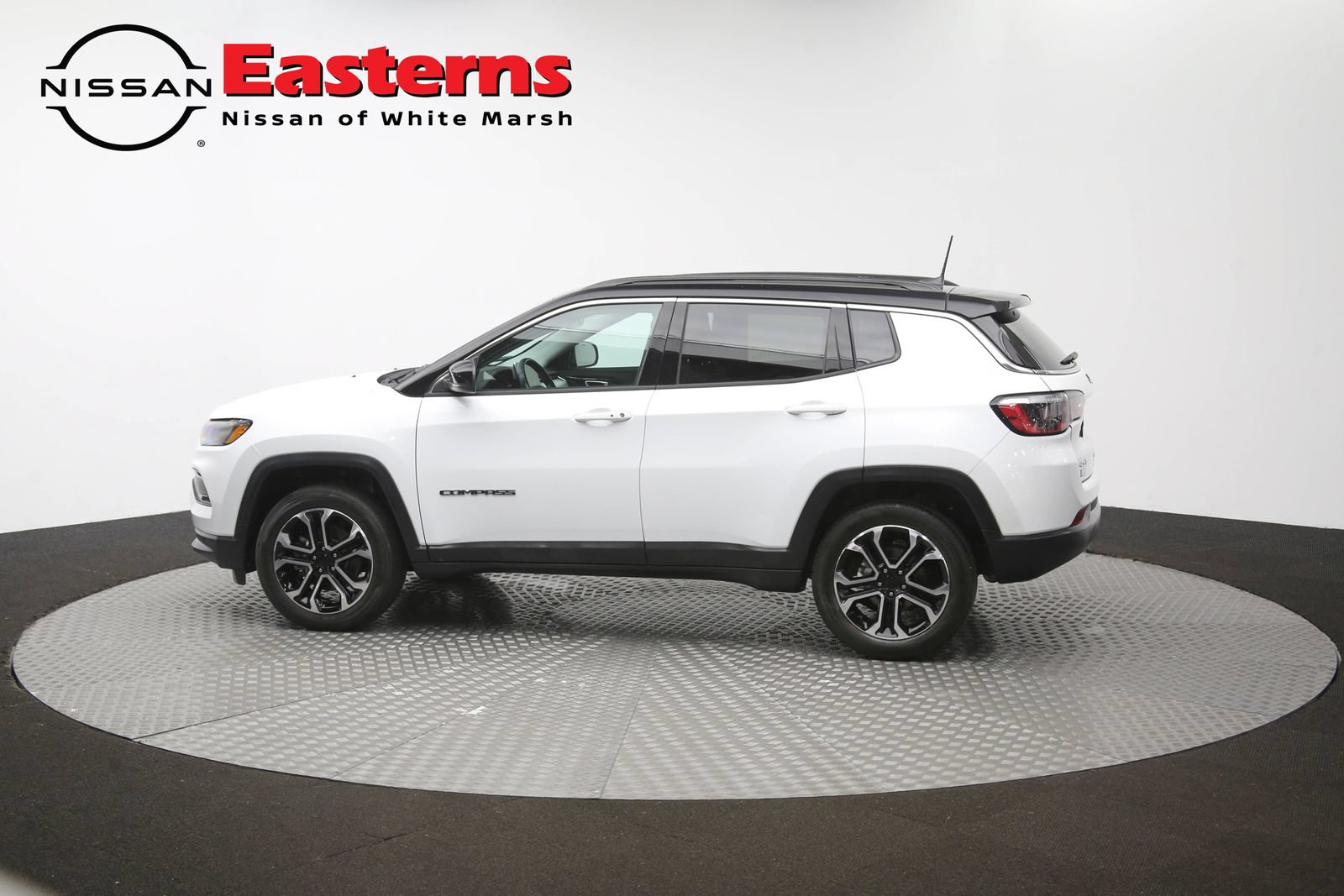Used 2022 Jeep Compass Limited AWD/4WD image 60