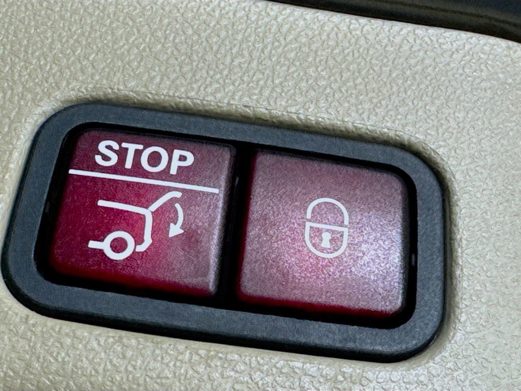 Used 2014 Mercedes-Benz ML 350 2WD image 32