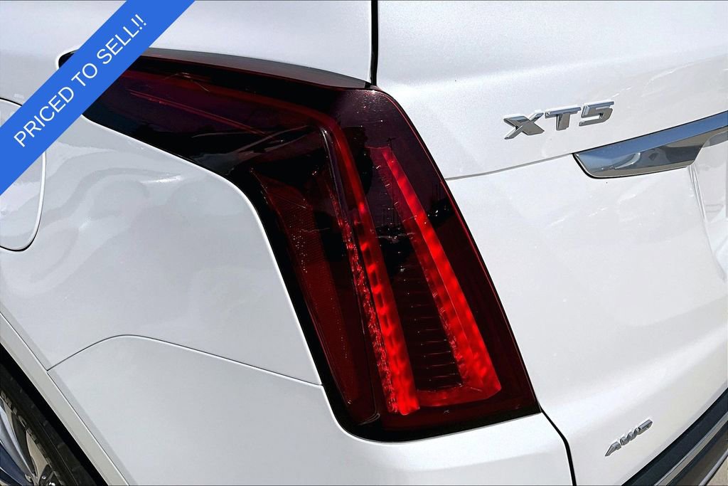 Used 2024 Cadillac XT5 Premium Luxury w/ LPO, Floor Liner Package image 40
