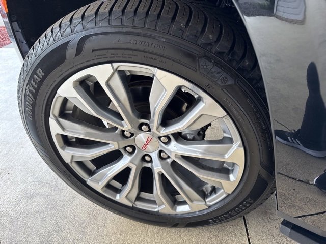 Used 2021 GMC Yukon Denali w/ Denali Ultimate Package image 46