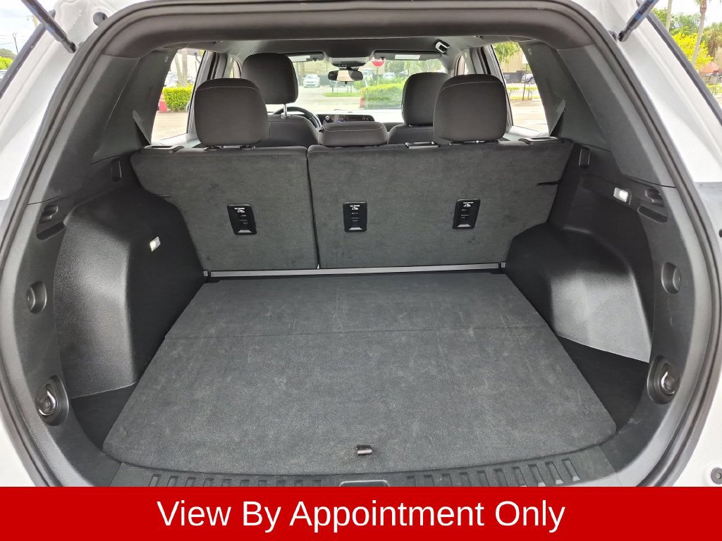 Used 2026 Chevrolet Equinox LT FWD image 28
