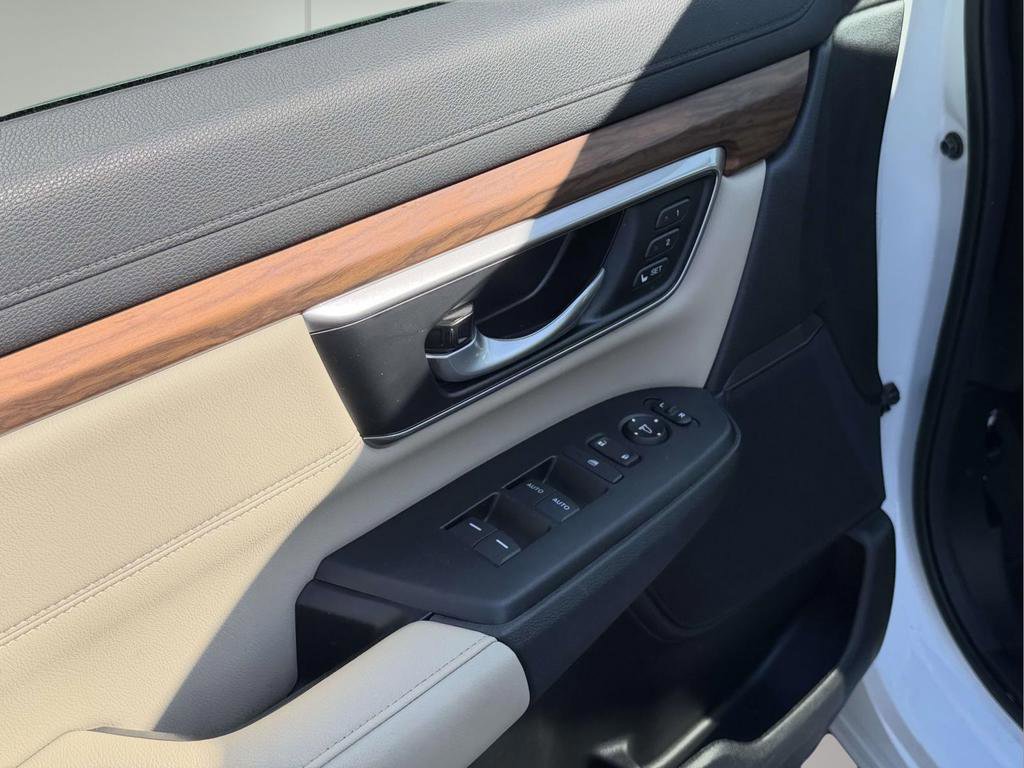 Used 2021 Honda CR-V EX-L image 17
