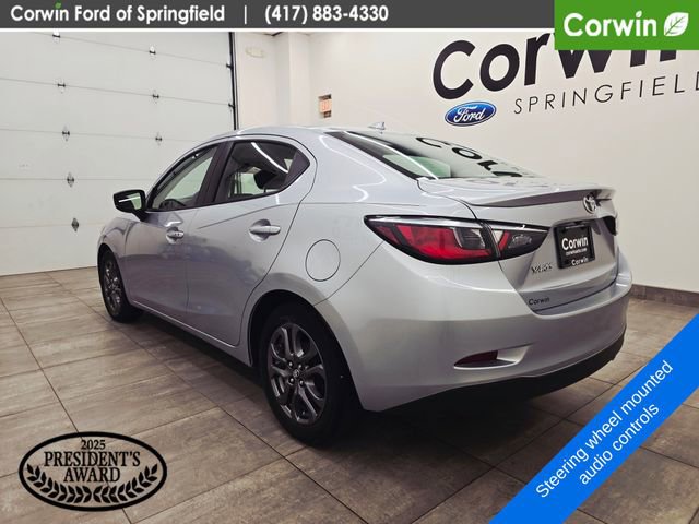 Used 2019 Toyota Yaris LE FWD image 3