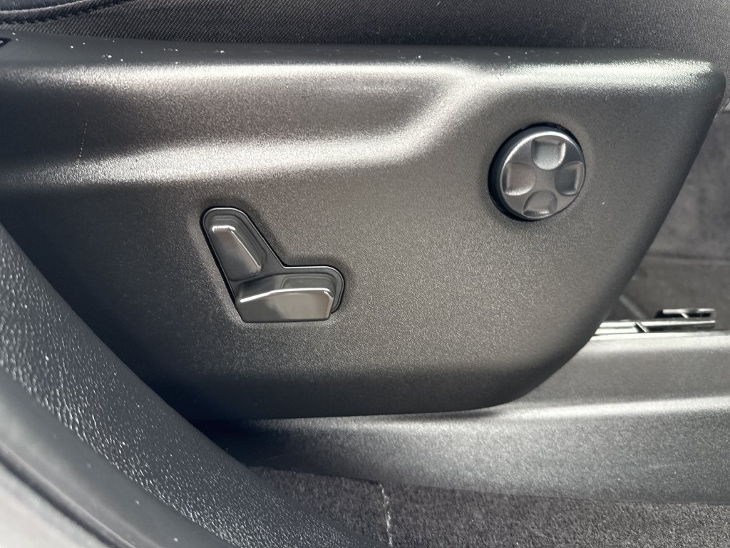 Used 2022 Dodge Durango R/T RWD image 36