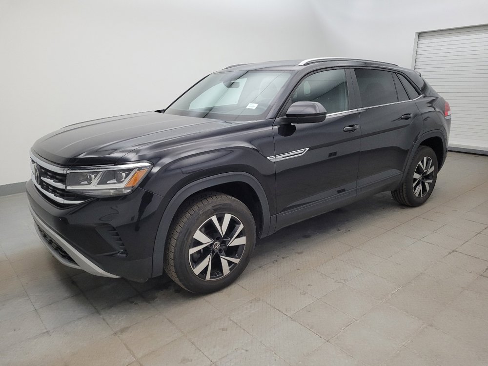 Used 2021 Volkswagen Atlas Cross Sport SE image 2