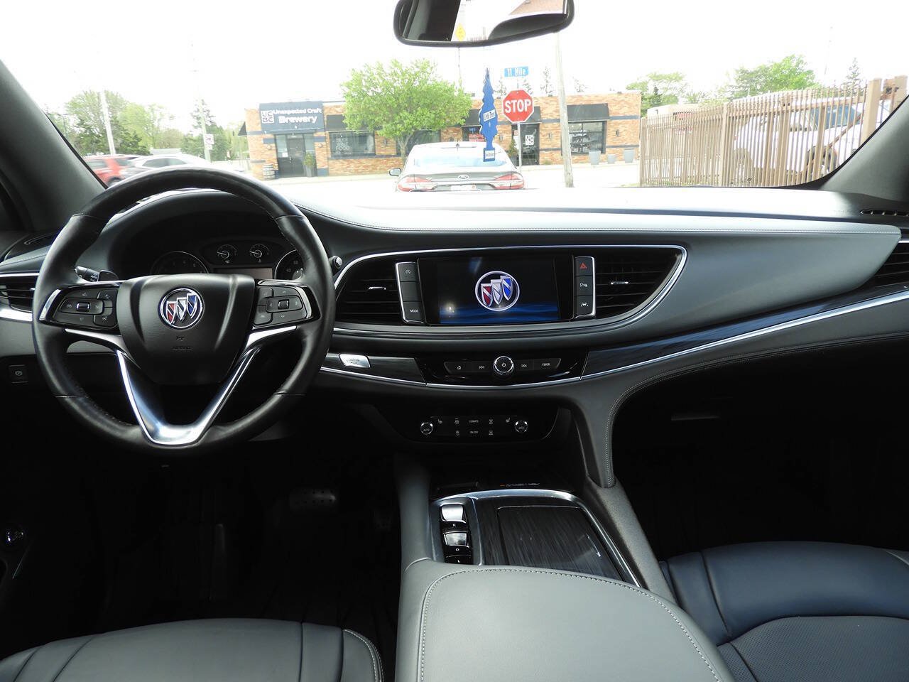 Used 2022 Buick Enclave Essence w/ Trailering Package, 5000 lbs. FWD image 21