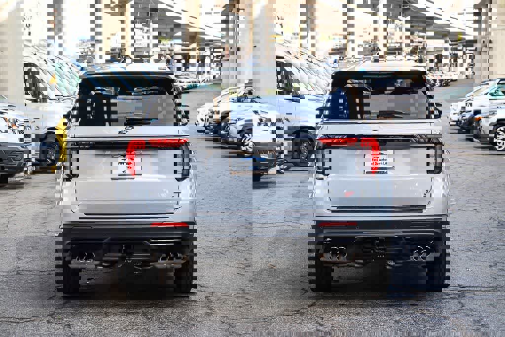 New 2026 Ford Explorer ST w/ Sun And Sound Package image 5