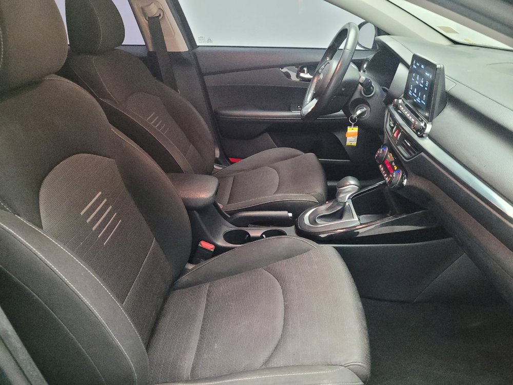 Used 2019 Kia Forte S image 21