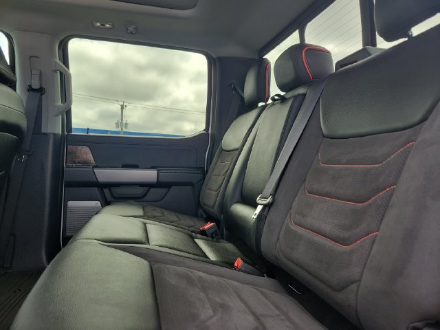 Certified 2024 Ford F250 Lariat w/ Lariat Ultimate Package AWD/4WD image 18
