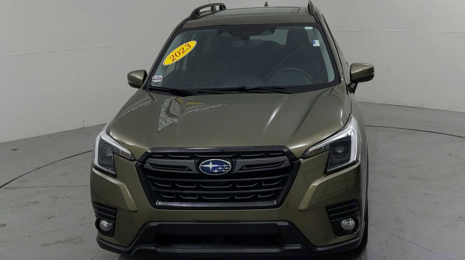 Certified 2023 Subaru Forester Limited AWD/4WD image 3