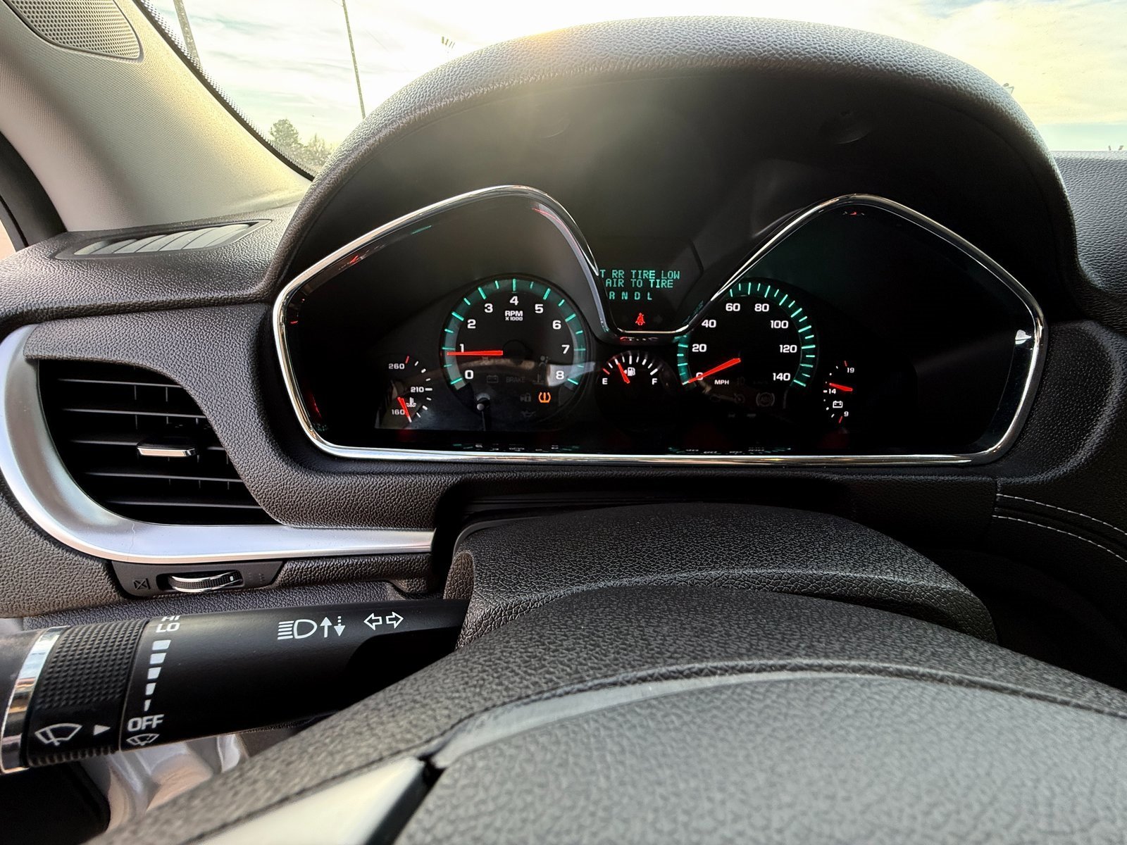 Used 2015 Chevrolet Traverse LT w/ Style and Technology Package image 13