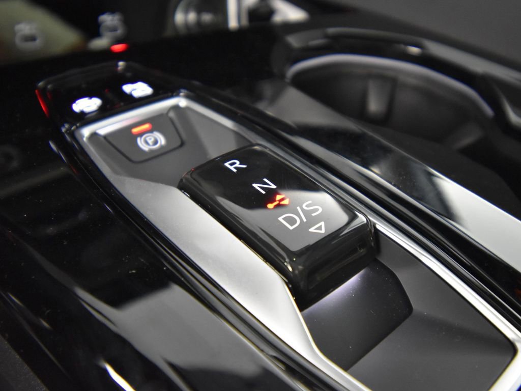 New 2025 Audi Q5 Premium Plus image 28