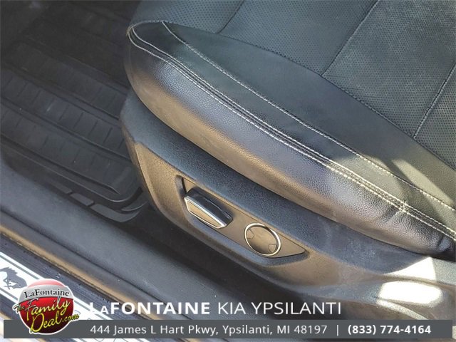 Used 2018 Ford Mustang Premium image 13
