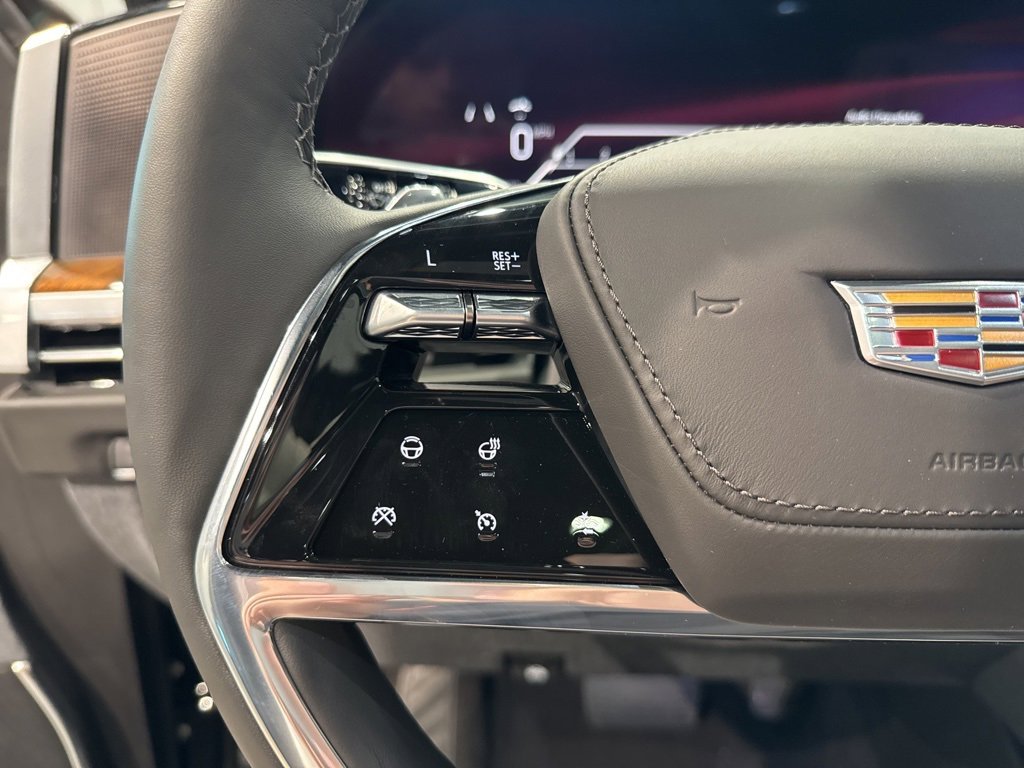 Used 2026 Cadillac Escalade Platinum Sport w/ LPO, ONYX Package image 29