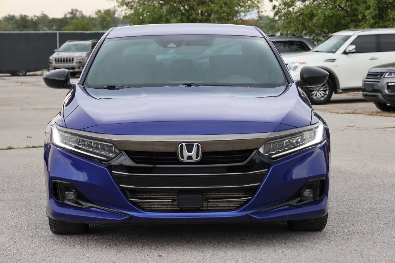 Used 2021 Honda Accord Sport image 2