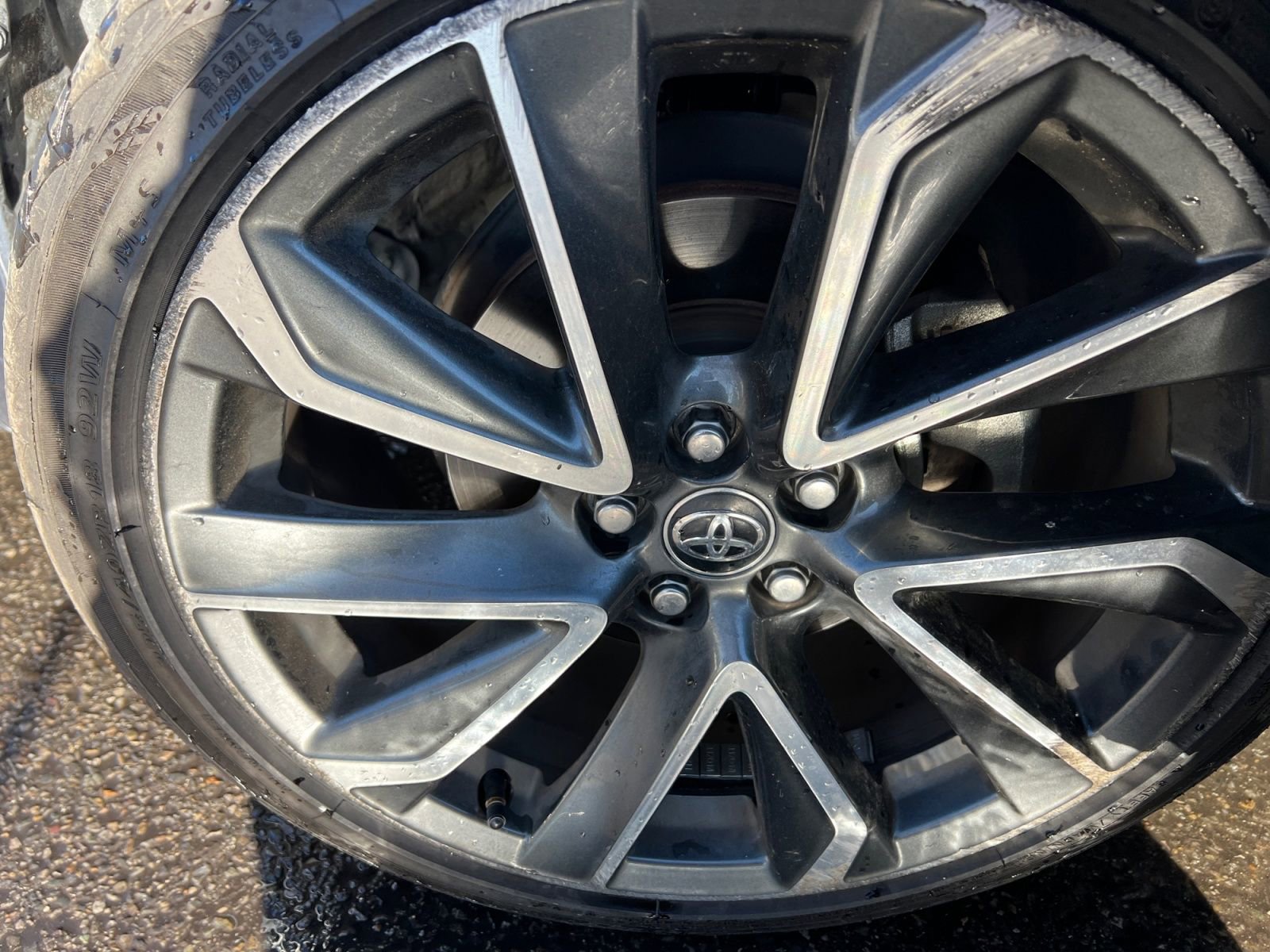 Used 2021 Toyota Corolla SE image 32