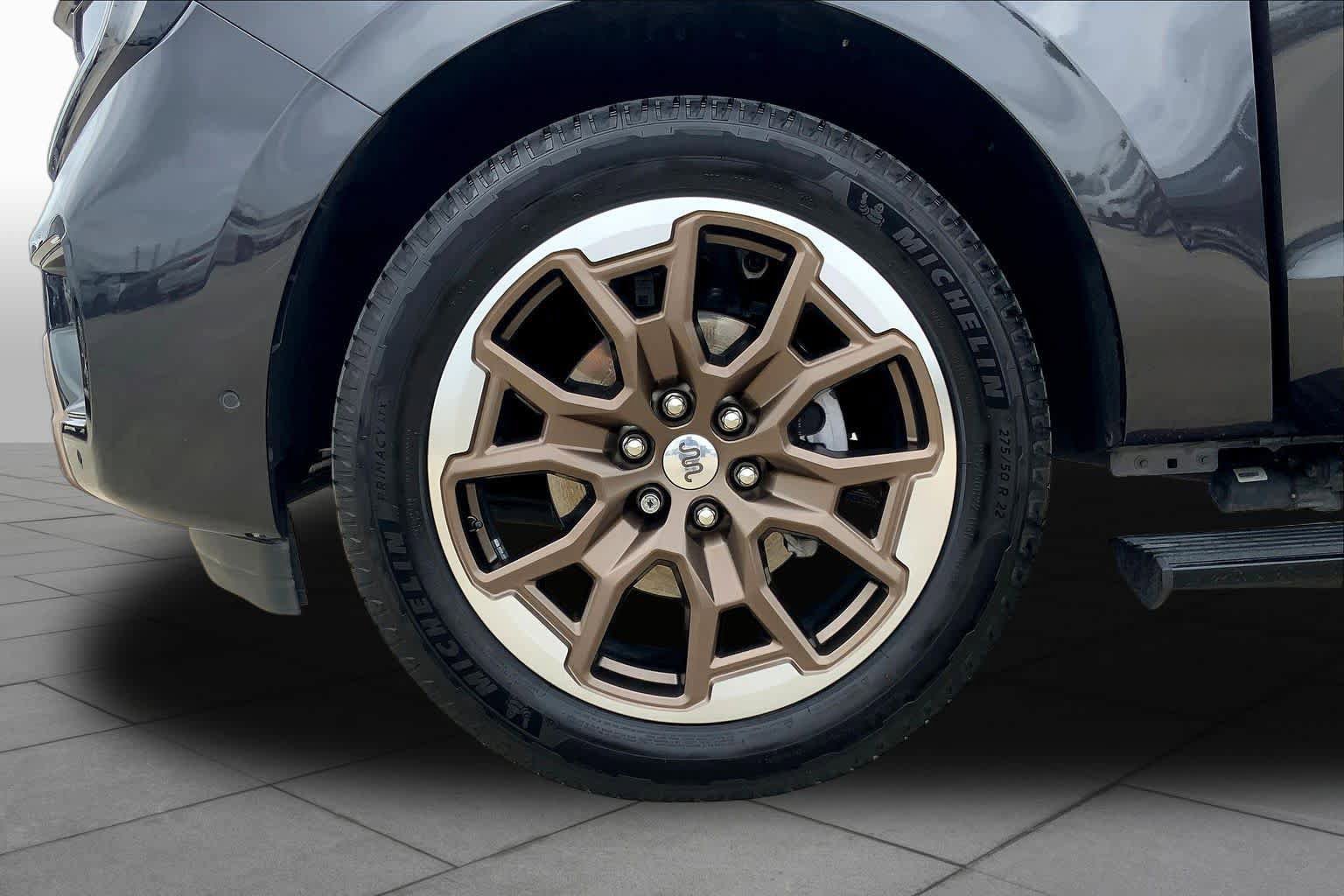Used 2025 Ford Expedition King Ranch image 10