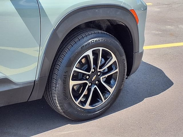 Used 2026 Chevrolet TrailBlazer LT AWD/4WD image 25