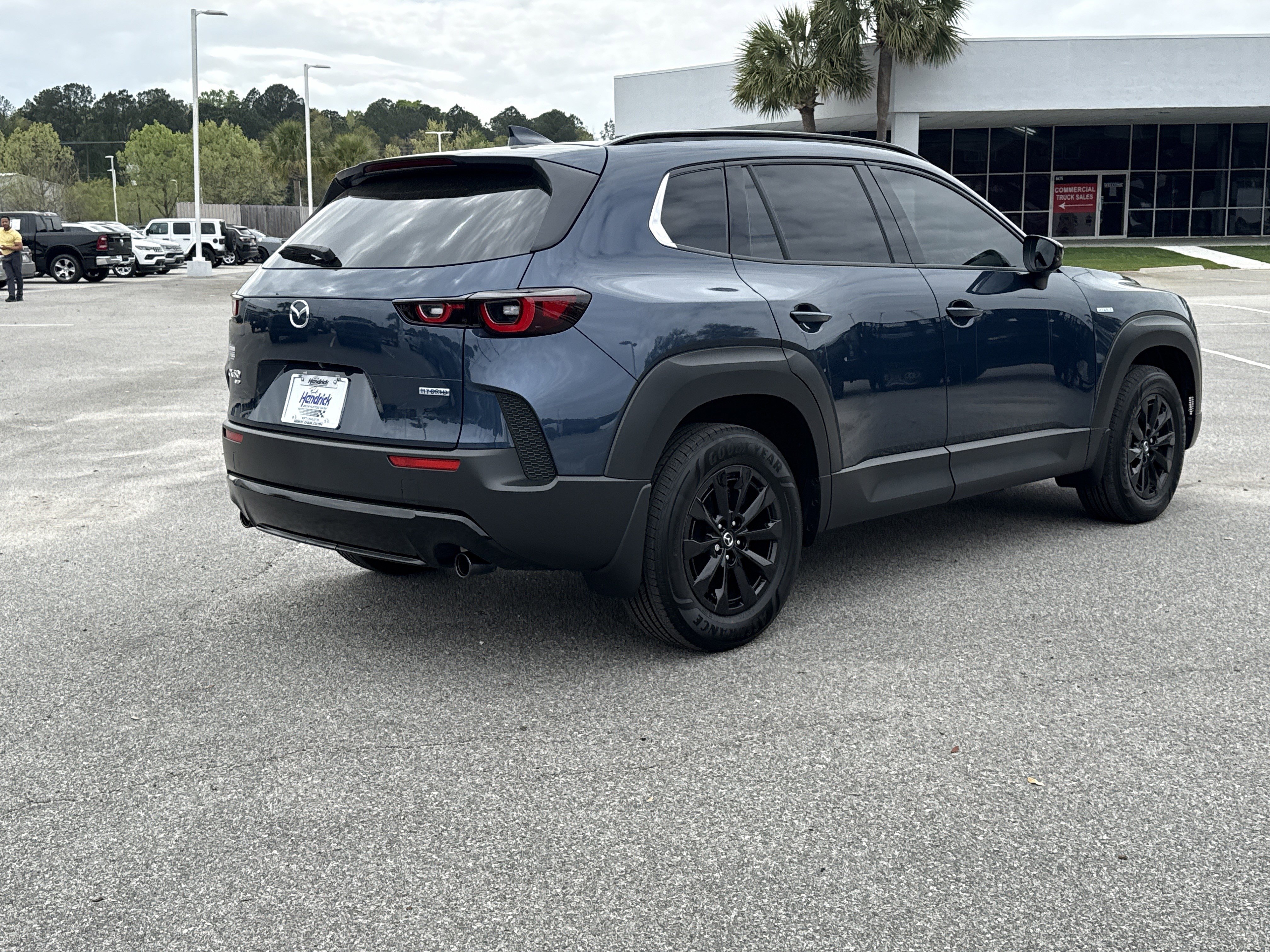 Used 2025 MAZDA CX-50 AWD 2.5 Hybrid w/ Weather Package image 17