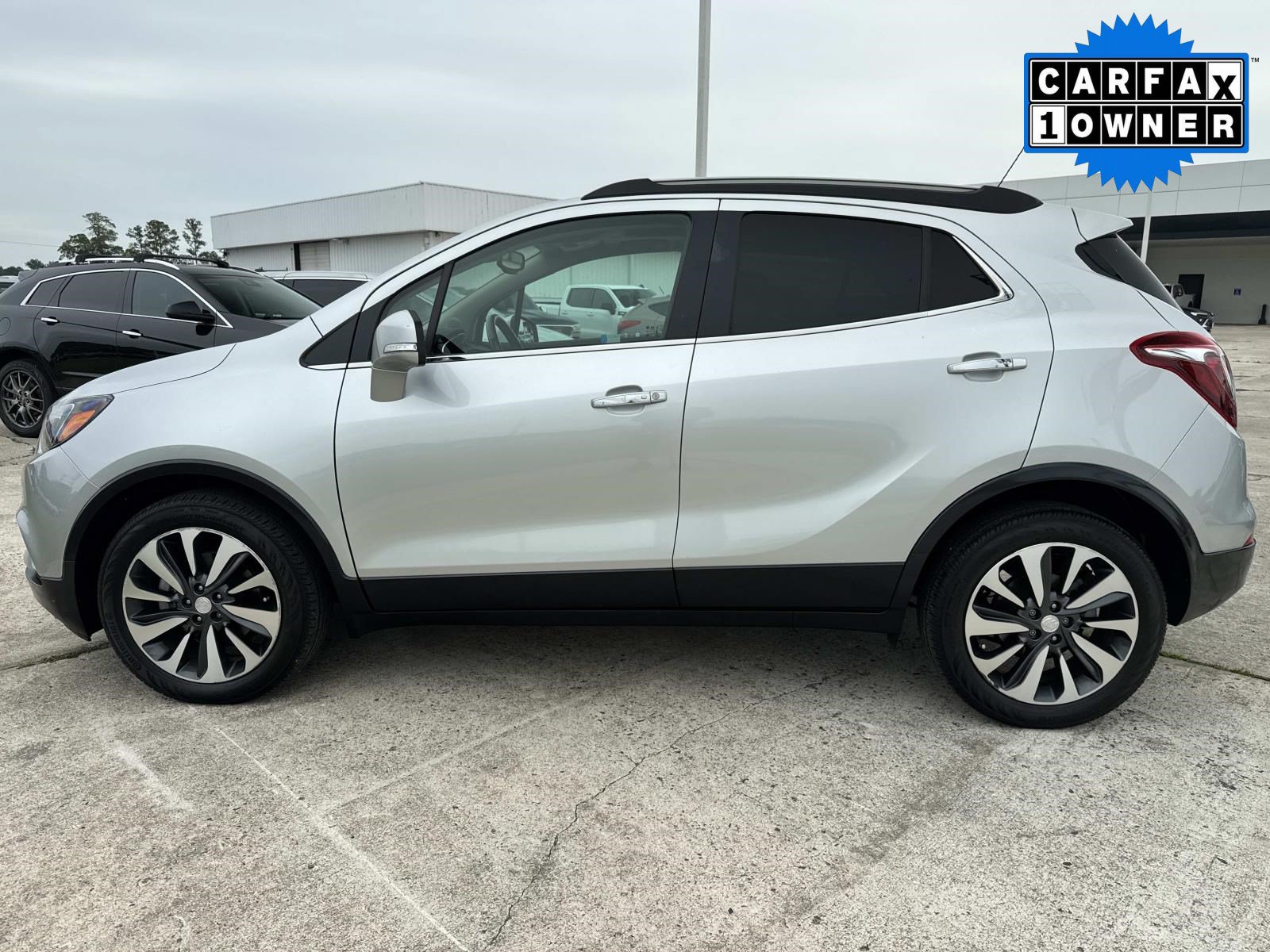 Used 2019 Buick Encore Essence w/ Safety Package II FWD image 7