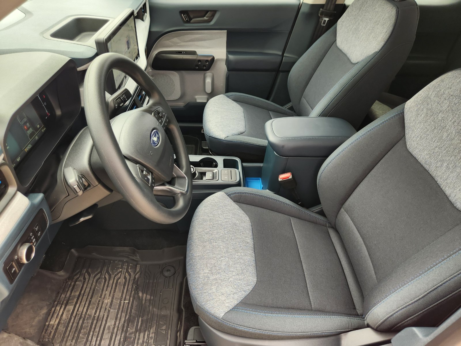 New 2026 Ford Maverick XLT FWD image 13