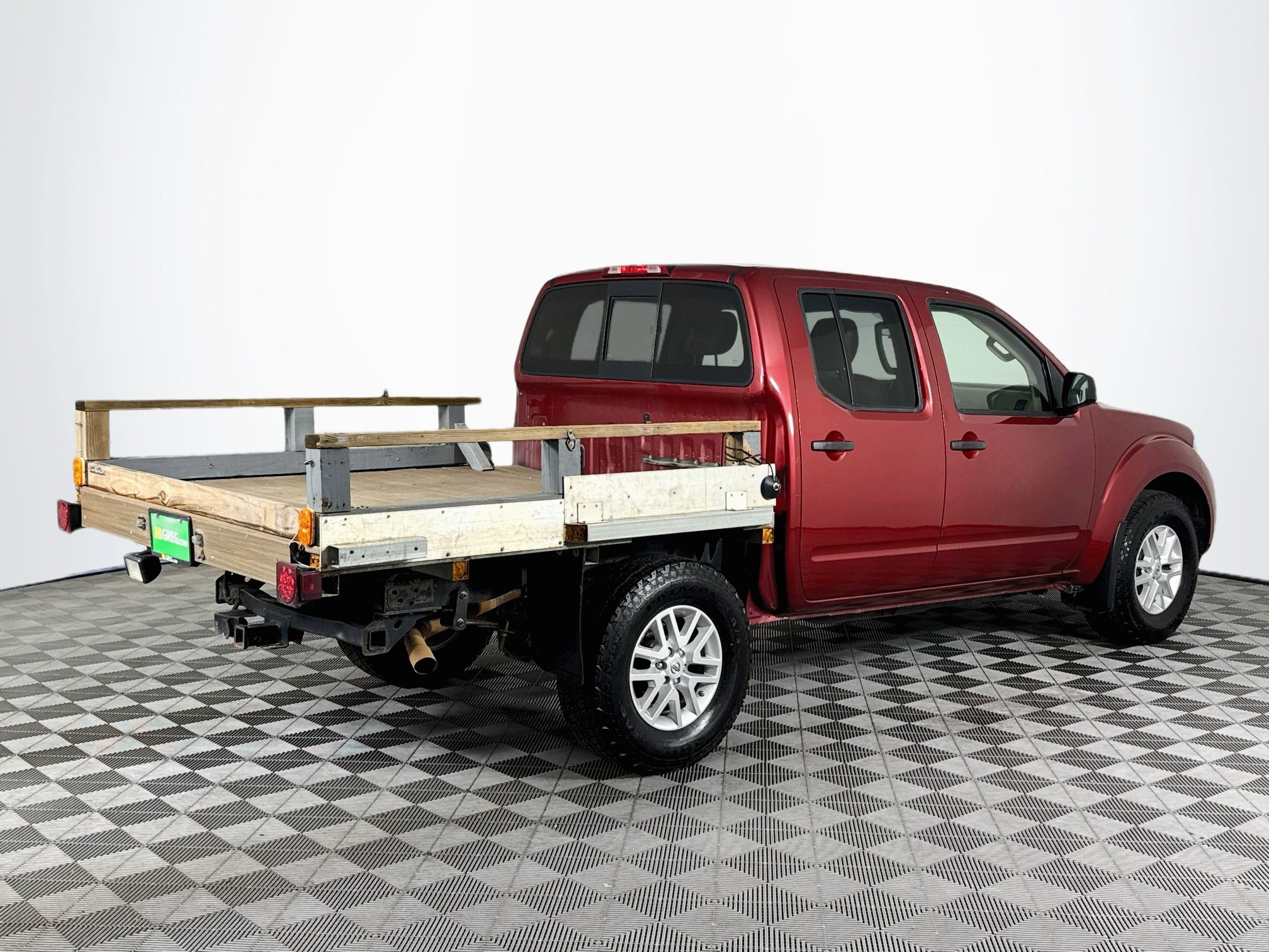 Used 2018 Nissan Frontier SV RWD image 8