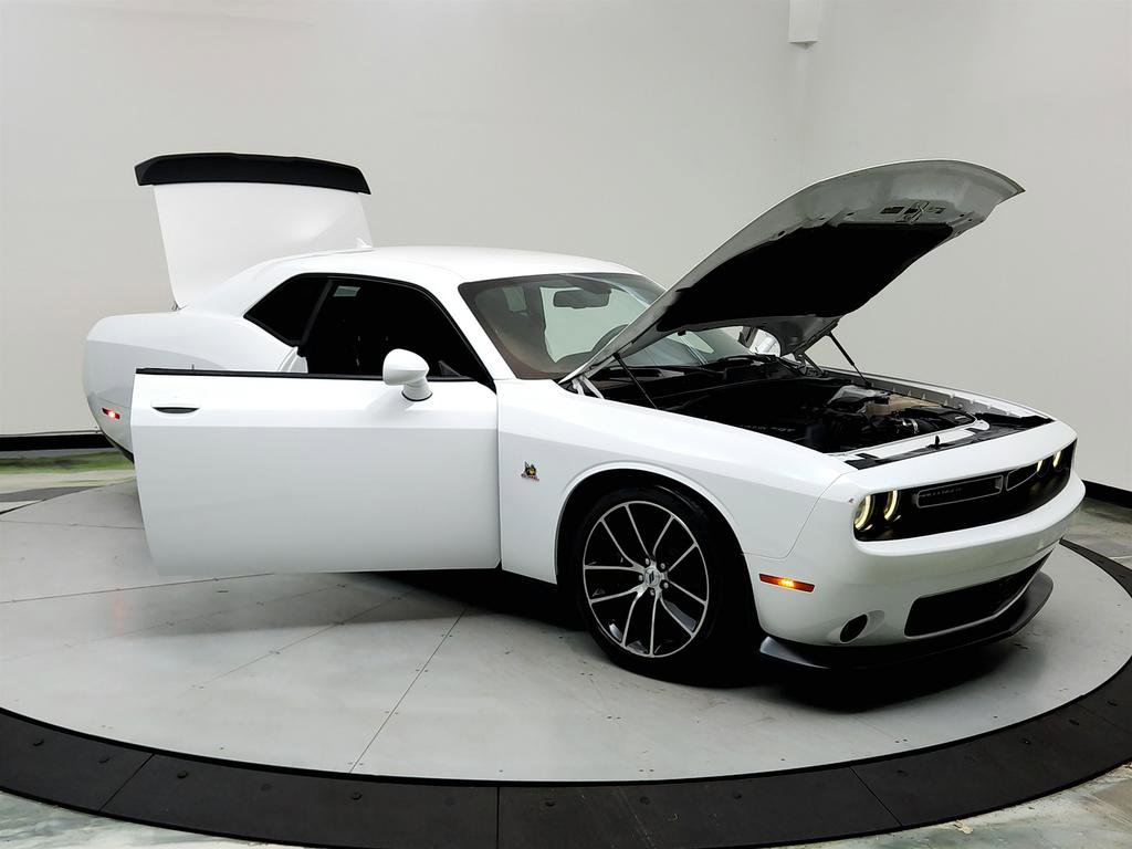 Used 2018 Dodge Challenger R/T Scat Pack RWD image 10