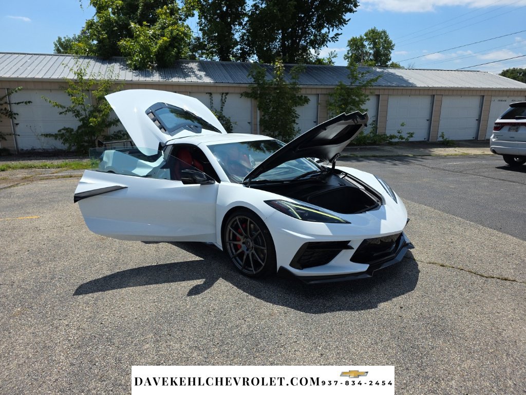 Certified 2020 Chevrolet Corvette Stingray Premium Cpe w/ 3LT Preferred Equipment Group RWD image 33