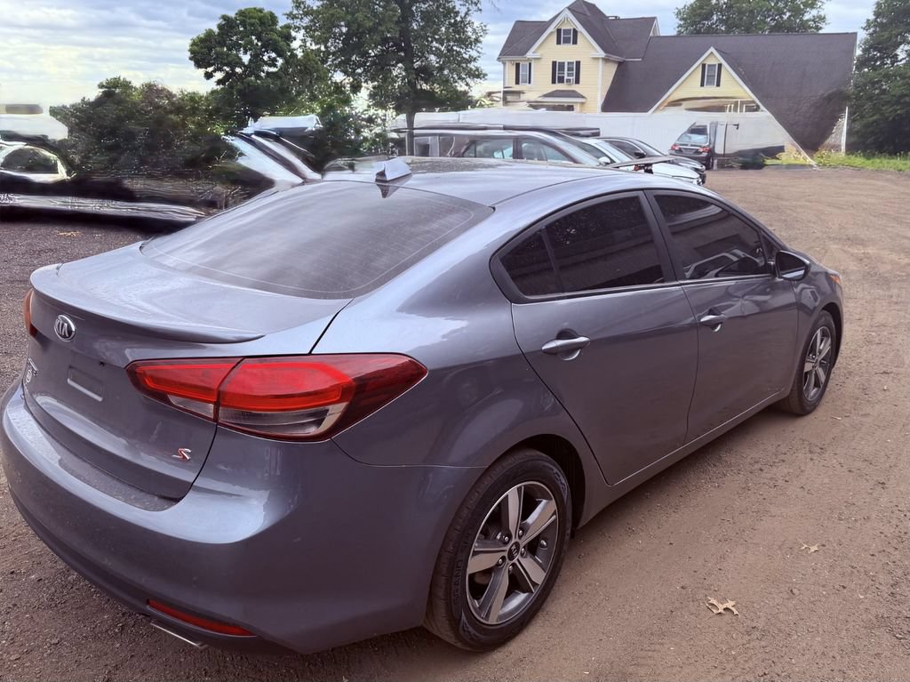 Used 2018 Kia Forte S FWD image 5