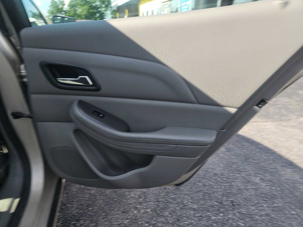 Used 2013 Chevrolet Malibu LS w/ Protection Package image 36