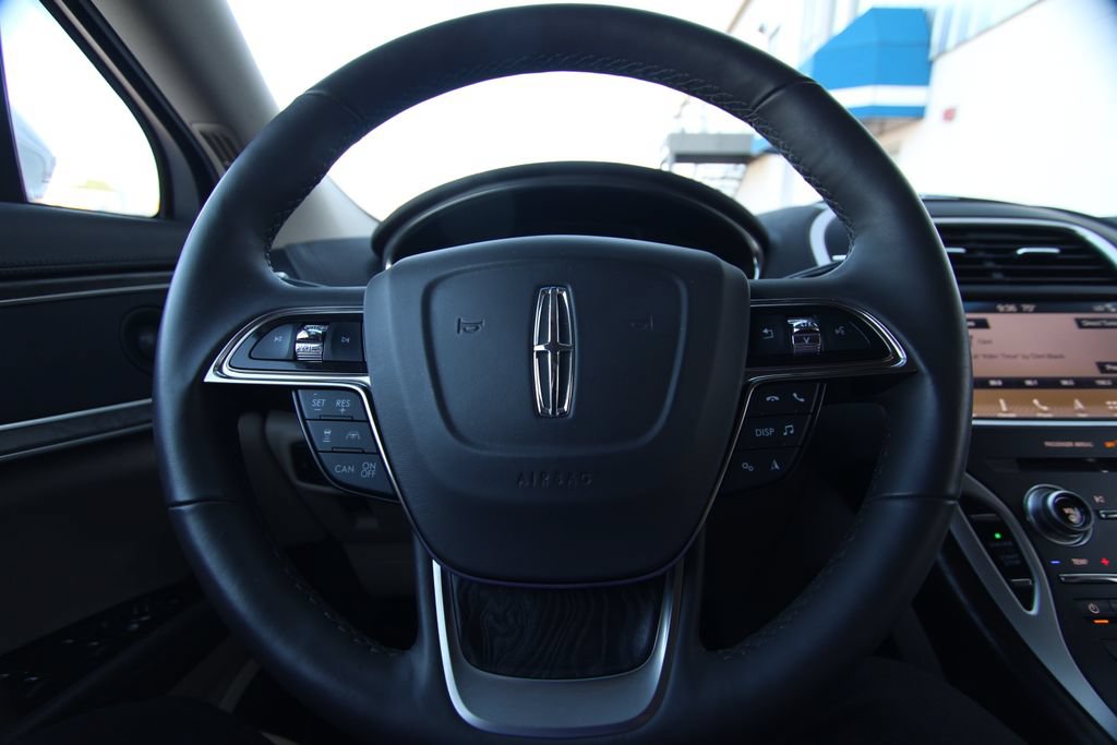 Used 2019 Lincoln Nautilus Reserve w/ Driver Assistance Package AWD/4WD image 19