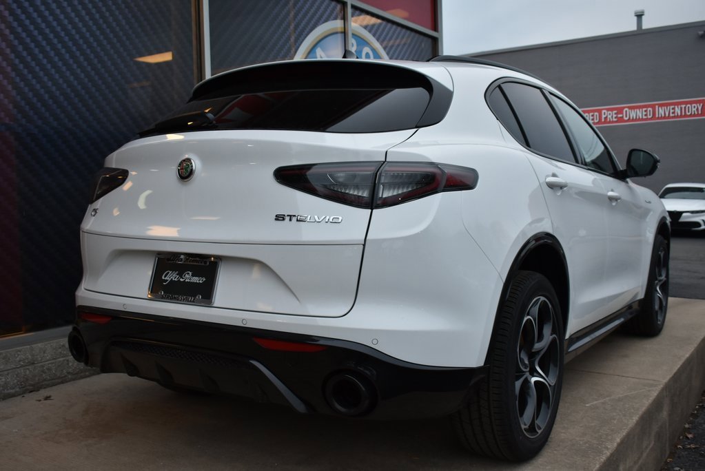 New 2025 Alfa Romeo Stelvio Sprint w/ Veloce Package image 3