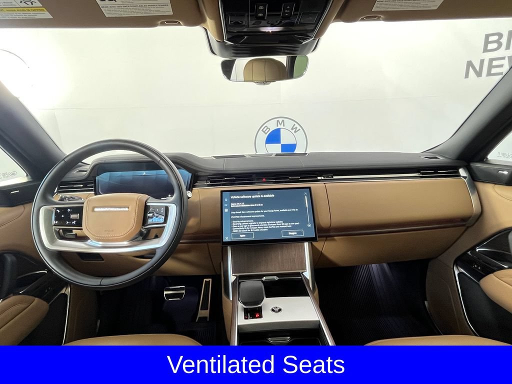 Used 2025 Land Rover Range Rover Long Wheelbase SE AWD/4WD image 10