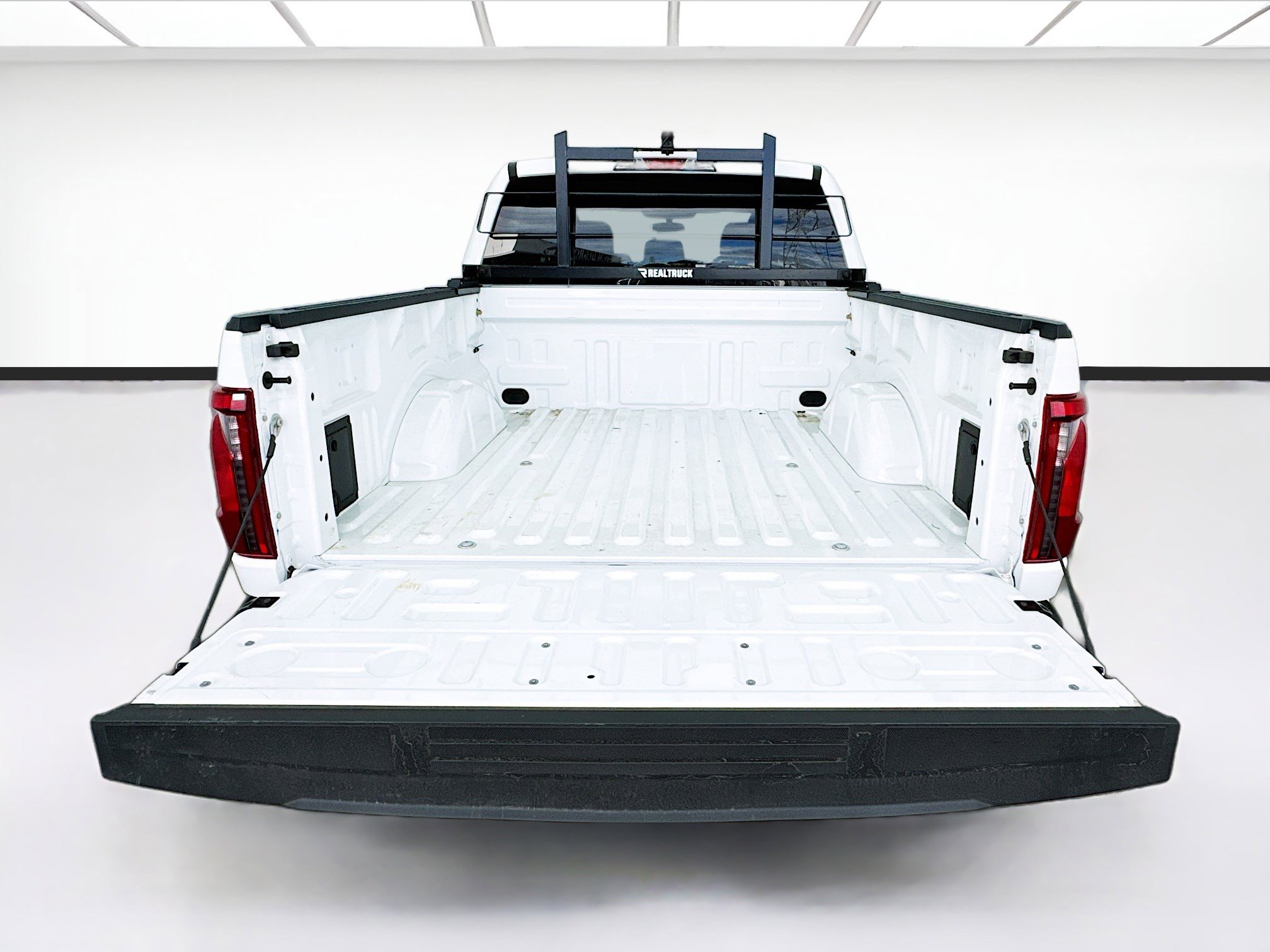 Used 2025 Ford F150 STX w/ Equipment Group 200A AWD/4WD image 17