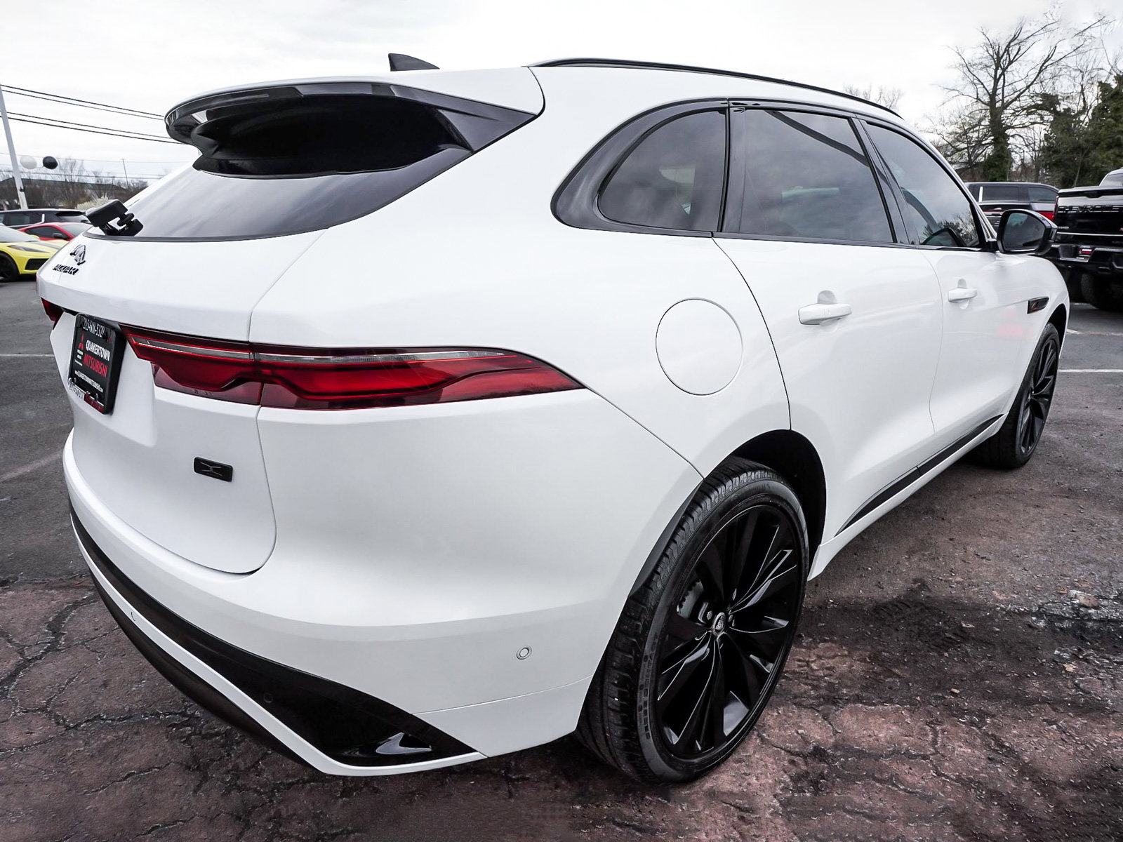 Used 2026 Jaguar F-PACE R-Dynamic S image 6
