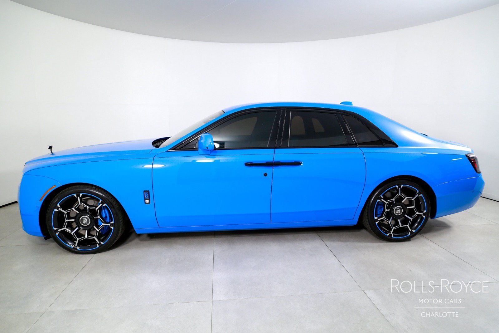 Certified 2025 Rolls-Royce Ghost Black Badge AWD/4WD image 3